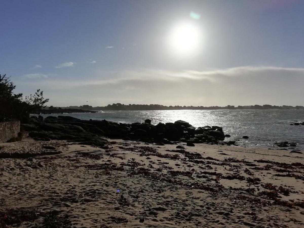 Les Roches Du Cabellou 150M De La Mer Concarneau Luaran gambar